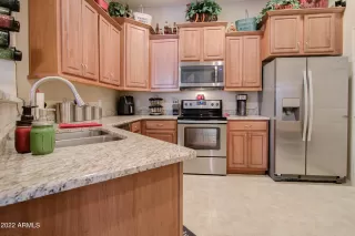 Photo #6: 6343964 Listing