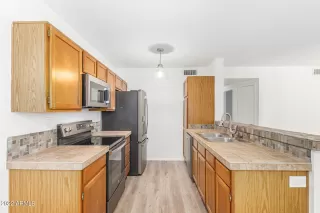 Photo #5: 6343986 Listing 