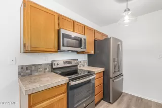 Photo #6: 6343986 Listing 