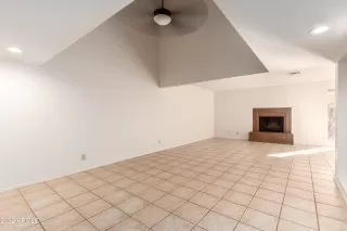 Photo #5: 6344040 Listing