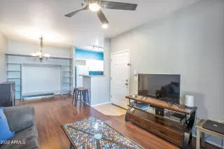 Photo #4: 6344273 Listing