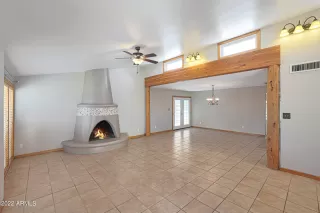Photo #3: 6344497 Listing