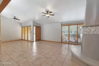 Photo #5: 6344497 Listing