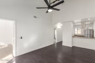 Photo #4: 6344716 Listing