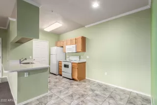 Photo #6: 6344985 Listing