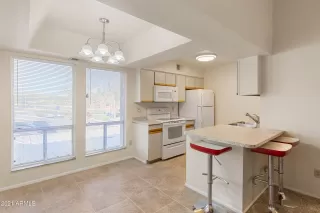 Photo #5: 6345031 Listing 