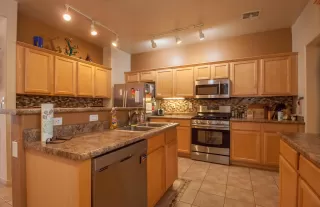 Photo #2: 6345580 Listing