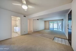 Photo #5: 6345700 Listing