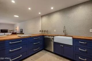 Photo #2: 6345756 Listing