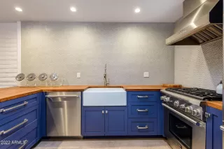 Photo #3: 6345756 Listing