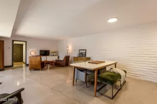 Photo #6: 6345756 Listing