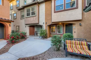 Photo #2: 6346077 Listing 