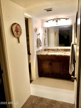 Photo #3: 6346208 Listing