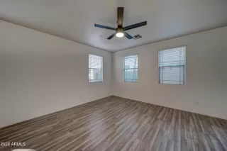 Photo #3: 6346222 Listing