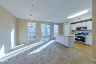 Photo #4: 6346283 Listing 