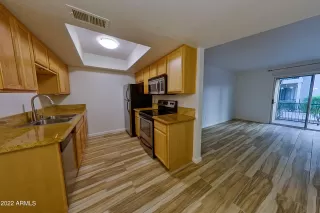 Photo #6: 6346297 Listing