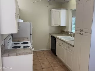 Photo #5: 6346413 Listing 