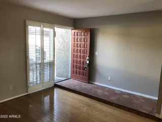 Photo #3: 6346586 Listing