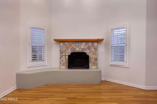 Photo #5: 6346592 Listing