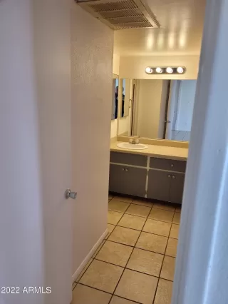 Photo #6: 6346642 Listing