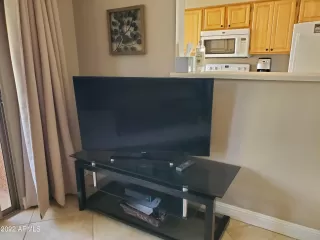 Photo #3: 6346827 Listing