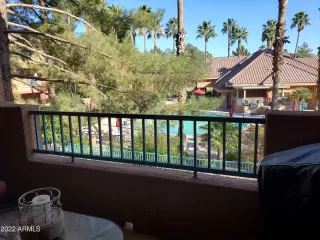 Photo #5: 6346827 Listing