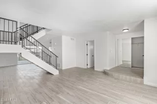 Photo #4: 6346853 Listing