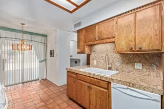 Photo #2: 6347295 Listing