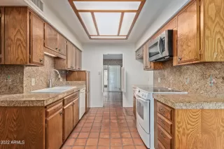 Photo #3: 6347295 Listing