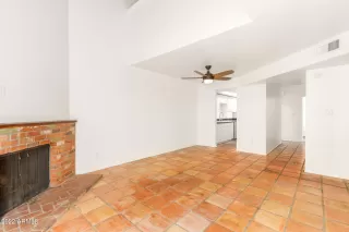 Photo #4: 6347325 Listing