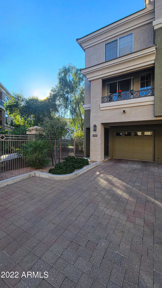 MLS: 6347383 Condo For Sale