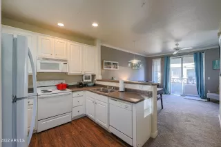 Photo #4: 6347383 Listing