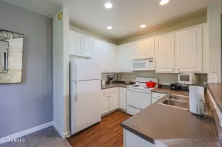 Photo #6: 6347383 Listing