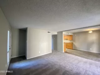 Photo #6: 6347494 Listing