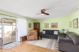 Photo #4: 6347550 Listing 