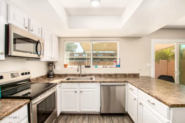 MLS: 6347553 Condo For Sale