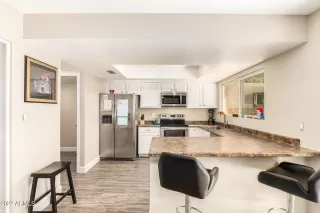 Photo #2: 6347553 Listing