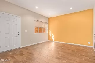 Photo #5: 6347580 Listing