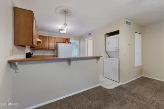 Photo #4: 6347772 Listing