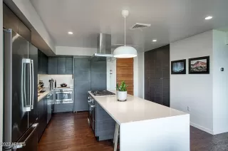 Photo #5: 6347885 Listing 