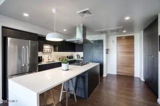 Photo #6: 6347885 Listing 