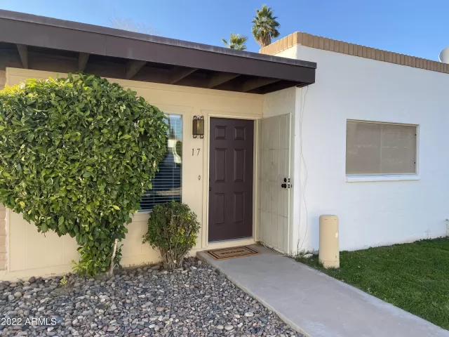 MLS: 6347900 Condo For Sale