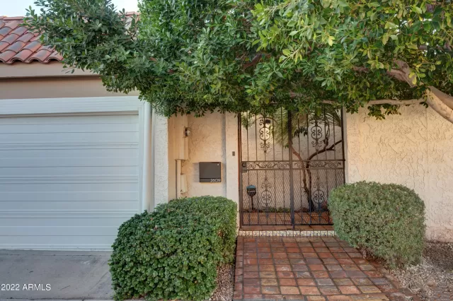 MLS: 6347903 Condo For Sale