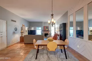 Photo #3: 6347903 Listing