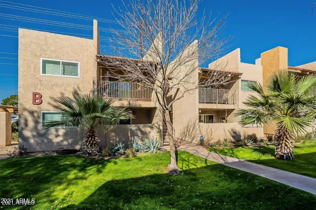 MLS: 6347953 Condo For Sale