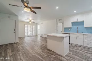 Photo #2: 6347953 Listing