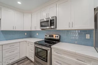 Photo #3: 6347953 Listing