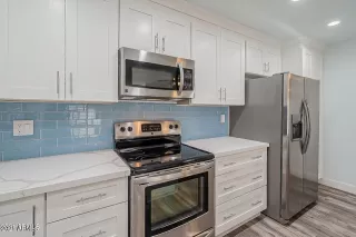 Photo #5: 6347953 Listing