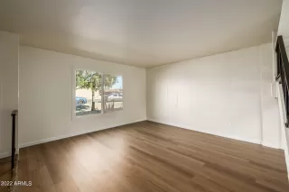 Photo #3: 6347994 Listing