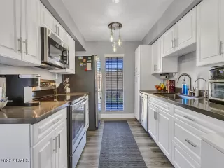 Photo #2: 6348090 Listing